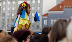 Жителі Естонії зібрали понад 150 тисяч євро на укриття для українських шкіл