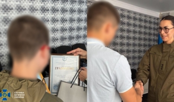 У Кривому Розі нагородили двох хлопців, які розповіли поліції та СБУ про російських вербувальників