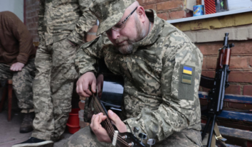 Низькі зарплати та дискримінація: більш як половина ветеранів стикається з перепонами під час пошуку роботи